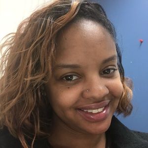 Meet your Posher, Phiana